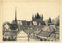 35576 Gezicht op de daken van het St. Hieronymushuis (Maliesingel 77) te Utrecht uit het oosten, vanuit het huis ...